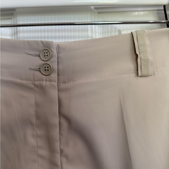 Nike Golf Tour Performance Dri-Fit Womens  Tan Khaki Pants Size 10 Capri Cropped - Picture 2 of 6